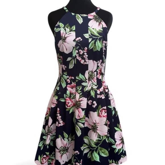 Vince Camuto Floral Fit & Flare Dress Size 8 – Navy Pink Flower Print, A-Line, - Picture 3 of 9